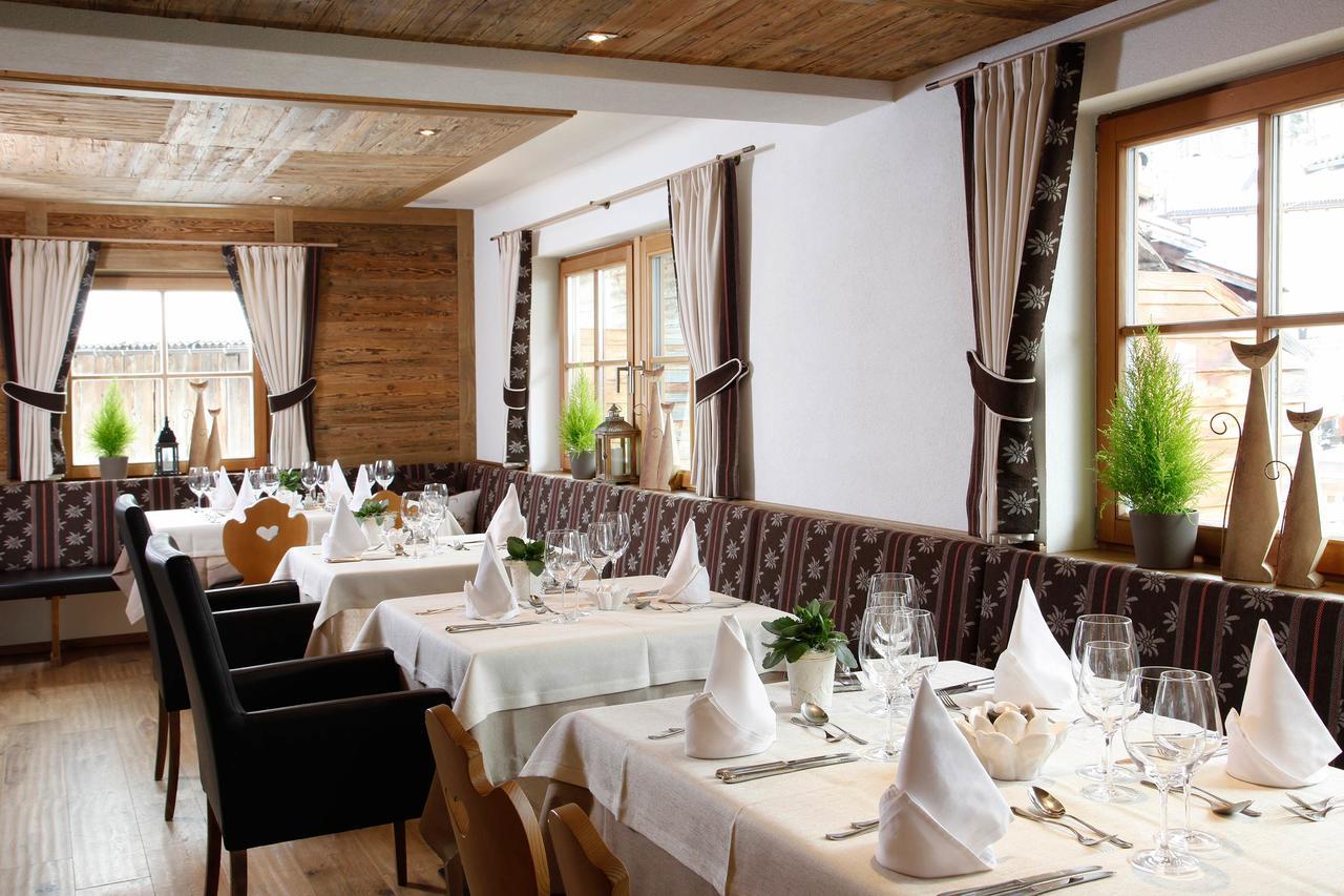 Hotel Gasthaus Edelweiss Pfelders Bagian luar foto