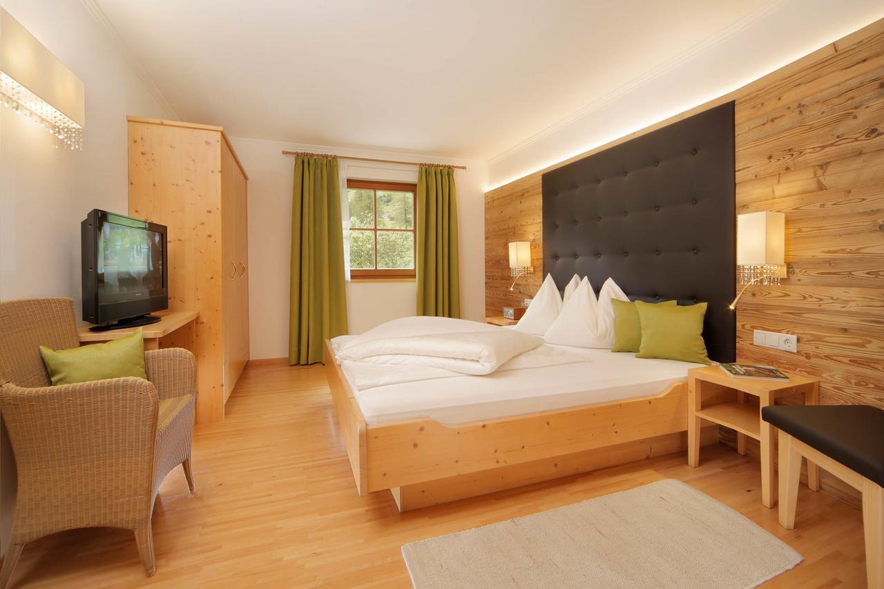 Hotel Gasthaus Edelweiss Pfelders Bagian luar foto